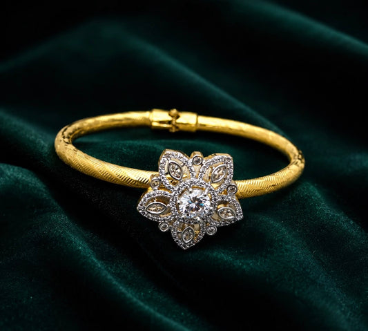 New diamond flower bracelet