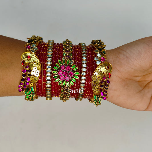 Parrot designer set with mixed glass bangles (1 hand set)