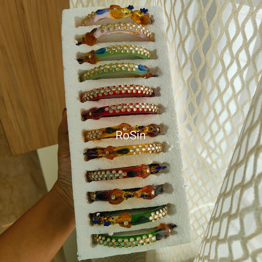 Kundhan peacock glass kadas (2)