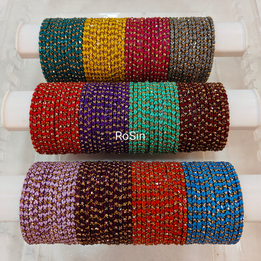 Little hearts glass bangles ❤️ (1 dozen)