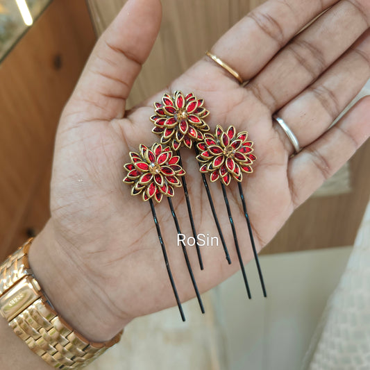 Red floral upin (3 pieces)