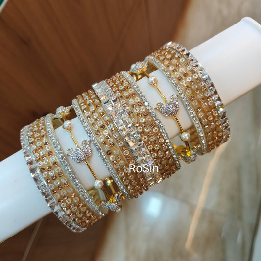 Diamond replica glass mixed set (22 bangles)
