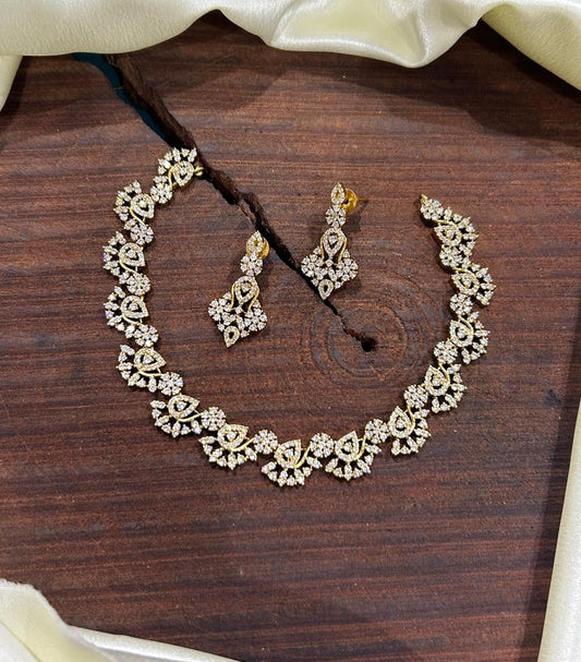 Diamond replica drop with flower (with backchain)