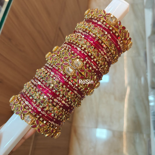Maroon and gold set