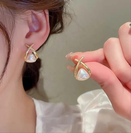 Korean pearl earrings