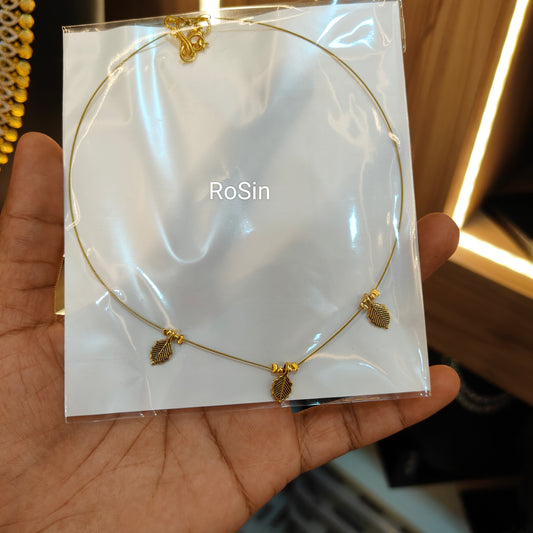Minimal golden leaf invincible chain