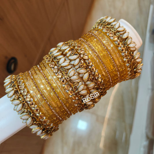 Golden set with pearl lotus