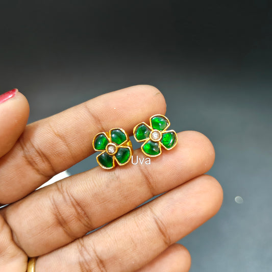92.5 pure silver gold plated emerald green stud 004