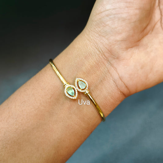 92.5 pure silver gold plated pastel green bracelet