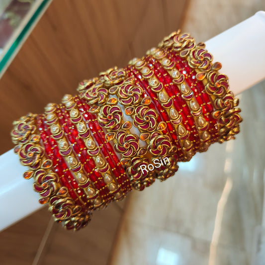 Maroon and red rose glass set