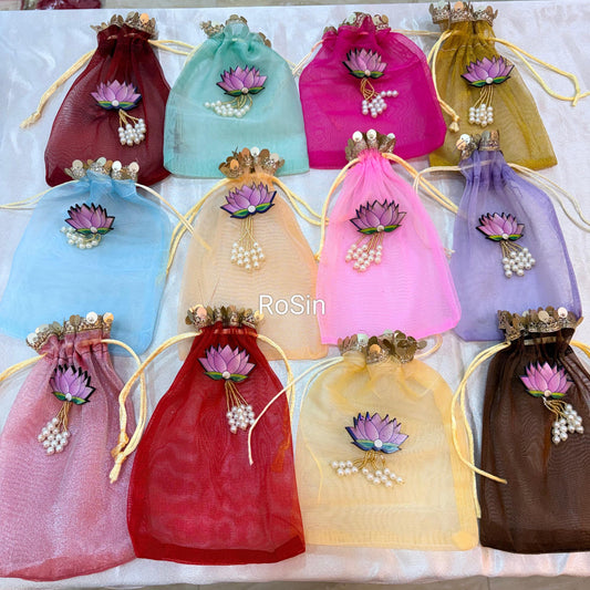 Pichwai netted potlis