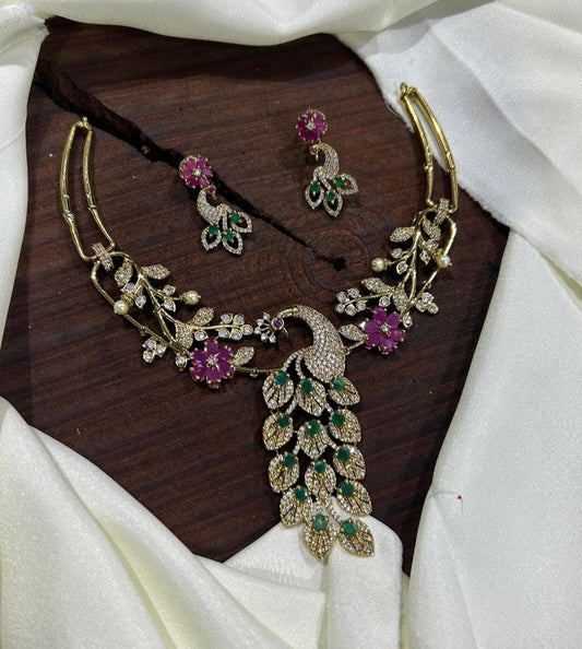 Peacock unique necklace set (with backchain)