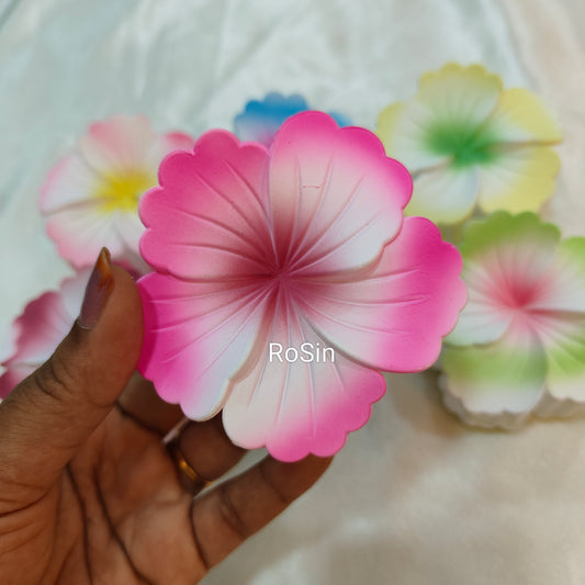 Hibiscus flower clutch large (1)