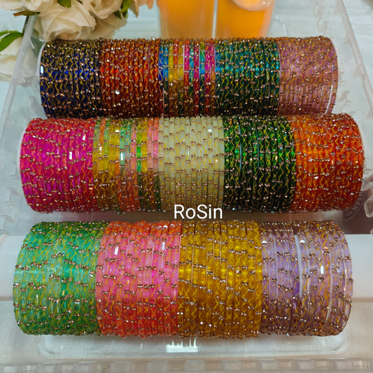Leheriya kavi glass bangles (1 dozen)