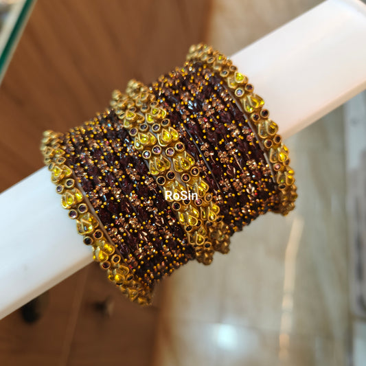 Yellow and maroon Budget Set