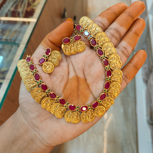 Ruby coin with earrings with back chain