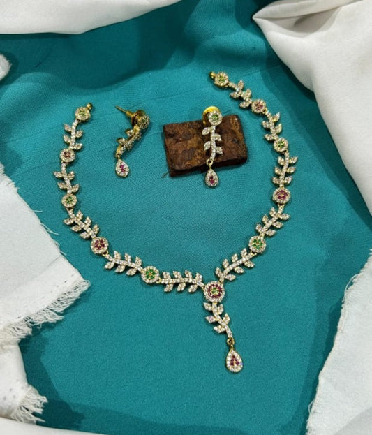 Pretty cute white stone necklace